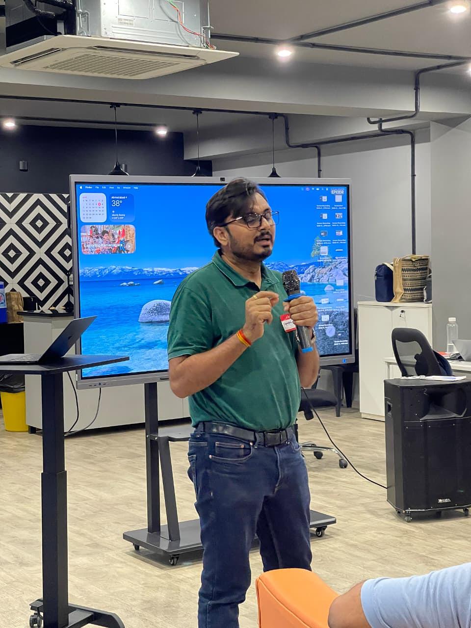 Snapshot from AI Cafe