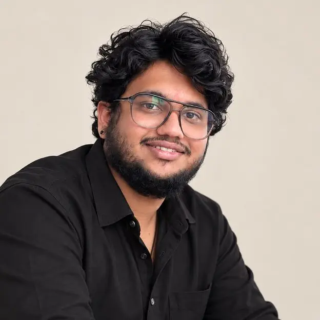 Rrithwik  Aryasomayajula