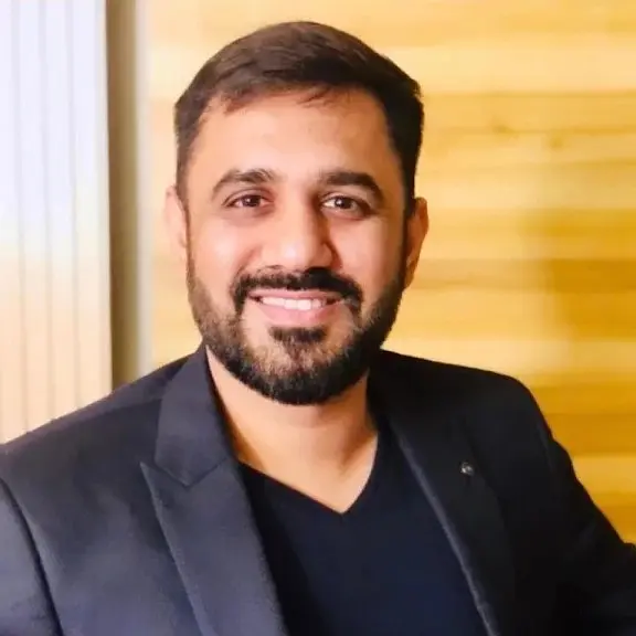 Hardik Manwani