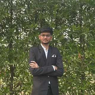 Divy Vaddoriya