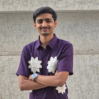 Bhavy Shekhaliya 🐚