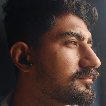 Vivek Thakur