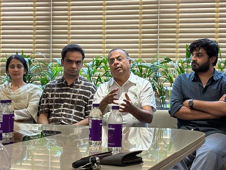 Snapshot from eChai Social with Hari Balasubramanian