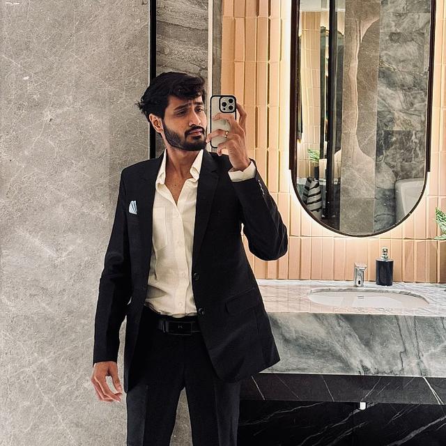Om Jariwala