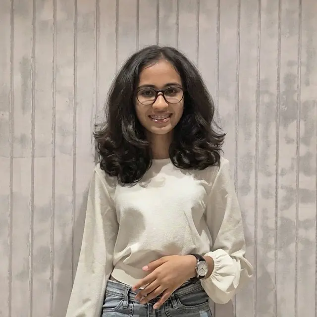 Khushi Doshi