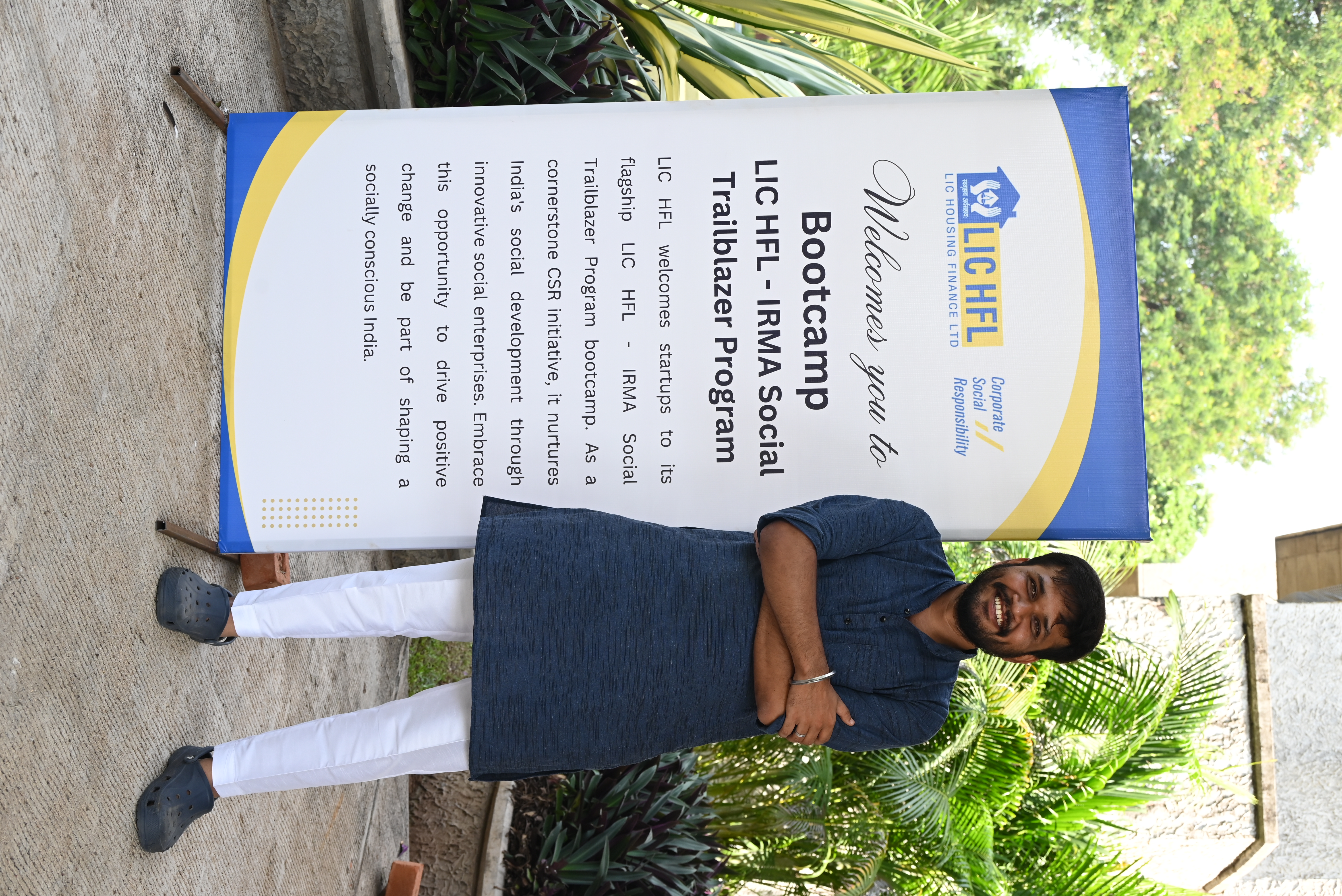 Yash Joglekar - Avid Reader, Start-up Enthusiast, Research Intern
