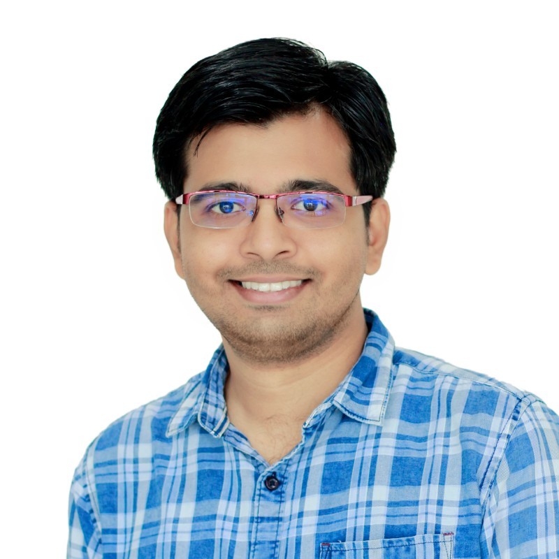 Vignesh  - Cofounder & Data Scientist