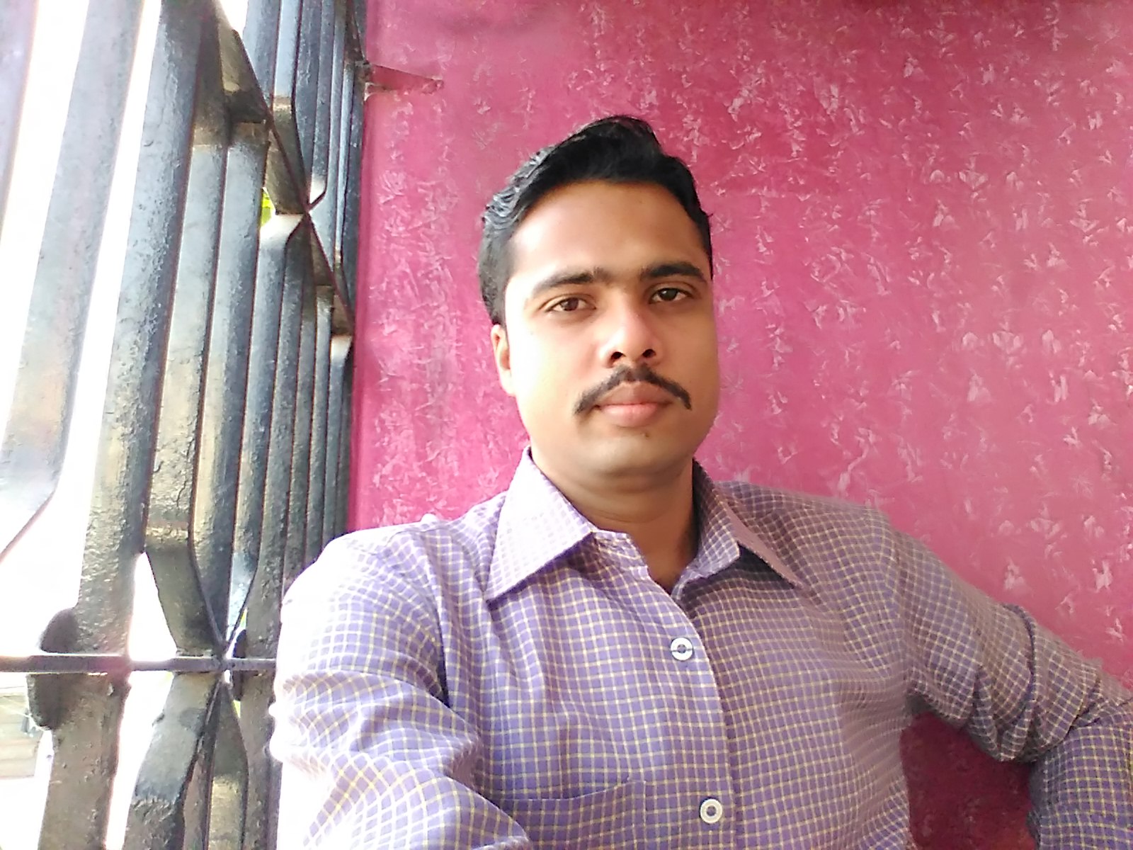 Sunderveer Rajput  - Ex- Banker in Past, Entrepreneur at Present, Entrepreneur in Future. Currently  Founder of heavyequipments.in ( Trying to solve the Problem of Heavy Equipment Industry through online & offline mode.) 