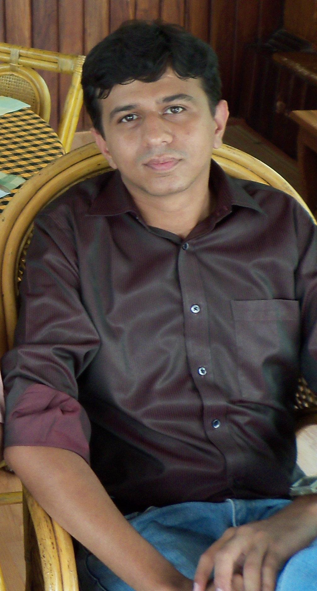 Hiren Dave - CTO, Product Manager, Entrepreneur, Author and Tech Blogger