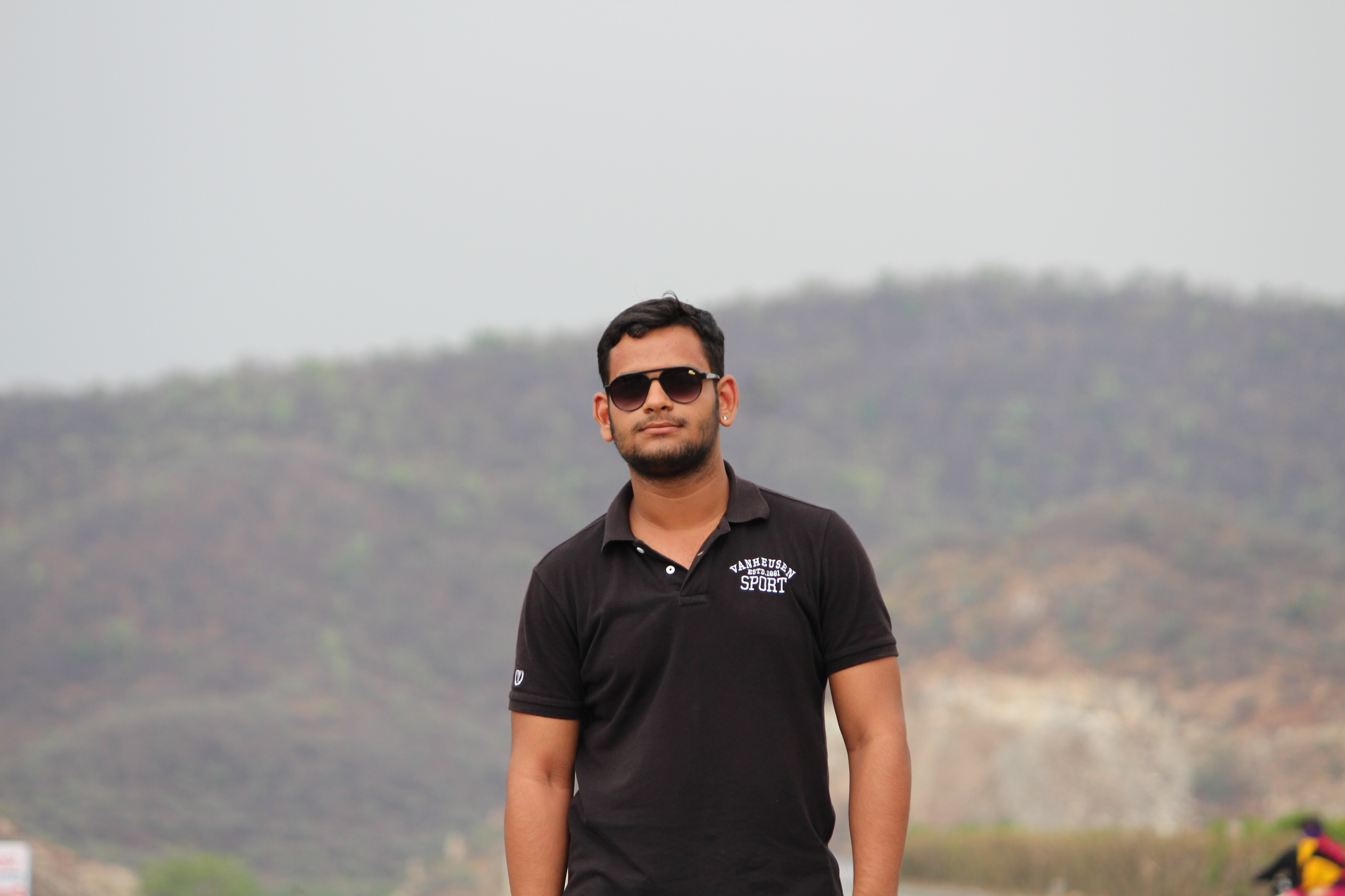 Mitul Jain - Entrepreneur - Chemical Engineer - Stock Market Enthusiast - Avid Non-fiction book reader - Pursuing PGDM-Finance from NMIMS 