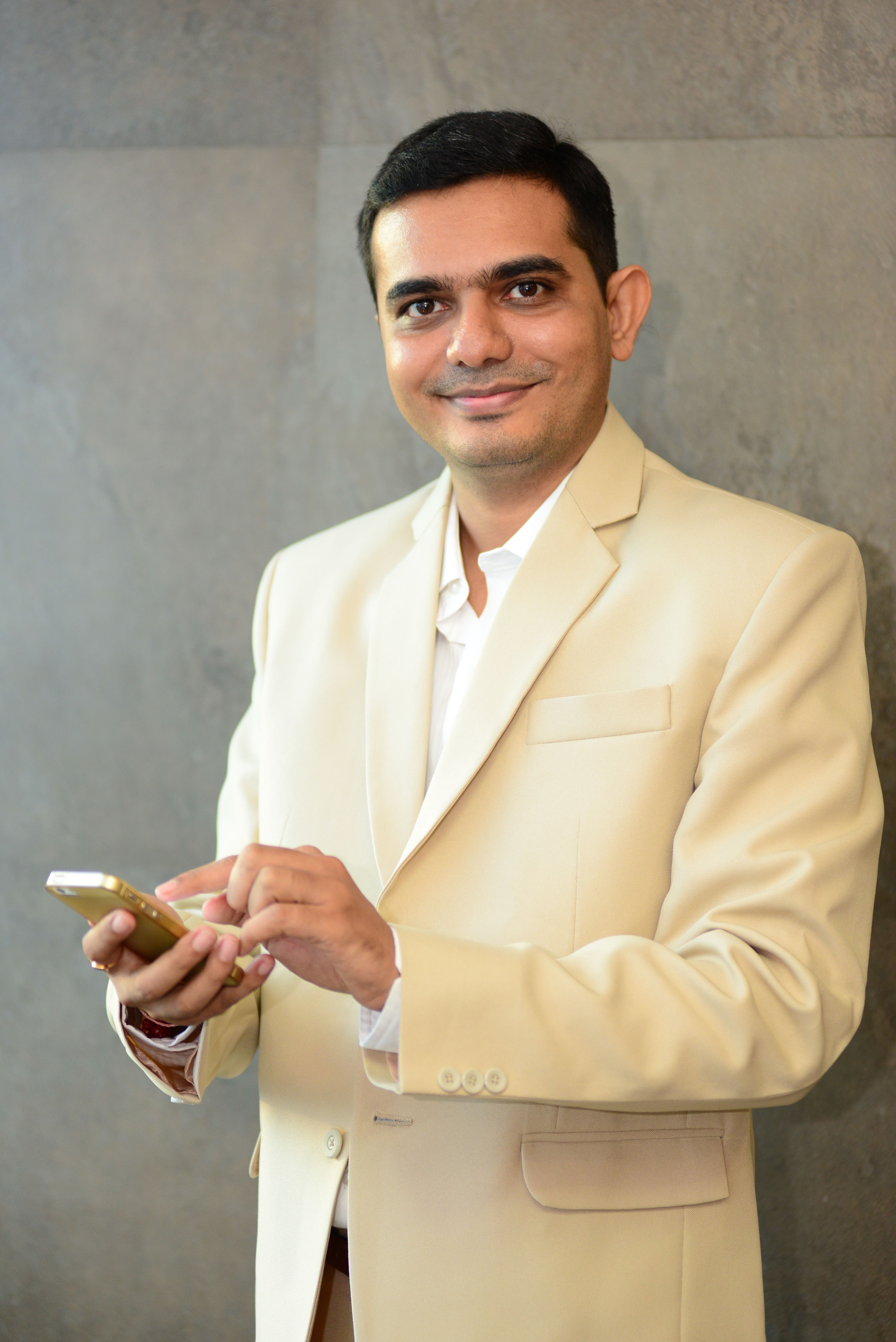 Nilay Dhamsania - Co-founder - IntuIONS.com - An EV Deep Tech Startup