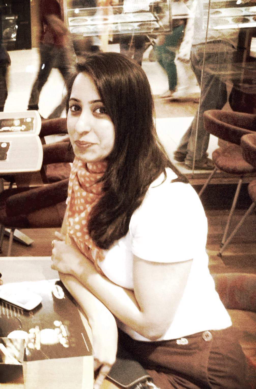 Surbhi Kharbanda - 