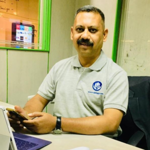 Karan Dobhal - I have been part of the sales eco system for last 18 years , worked in different industries from Indian companies to MNC . This is my 3rd start up company , however my 1st with entire P&L and Growth responsibilities.  