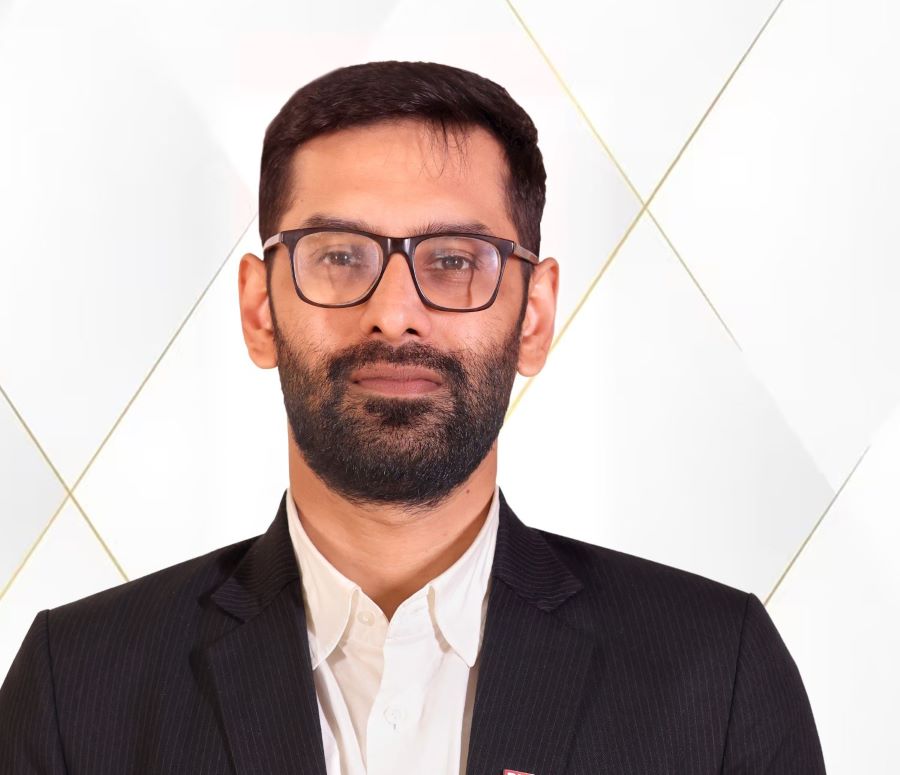 Adisht Bindle - Business and Financial Consultant  with 7+ years of experience in Business process Advisory, SOX, IFC, Control Assurance, Cross Border Consultancy, Direct & Indirect Taxation, Project Financing, Business Restructuring, E-Commerce, Franchising.