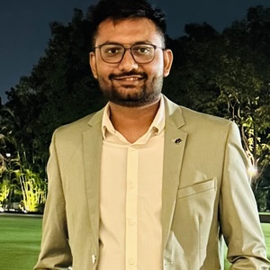 Himanshu Chaturvedi - I am the Founder of MotionGility with experience of 5 years in the field of Animation.
I am an enthusiastic entrepreneur who possess experience in Video marketing and Video Production.
I have done my graduation from the University of Cambridge.
I love to explore and help people with utilizing videos for their business growth.
