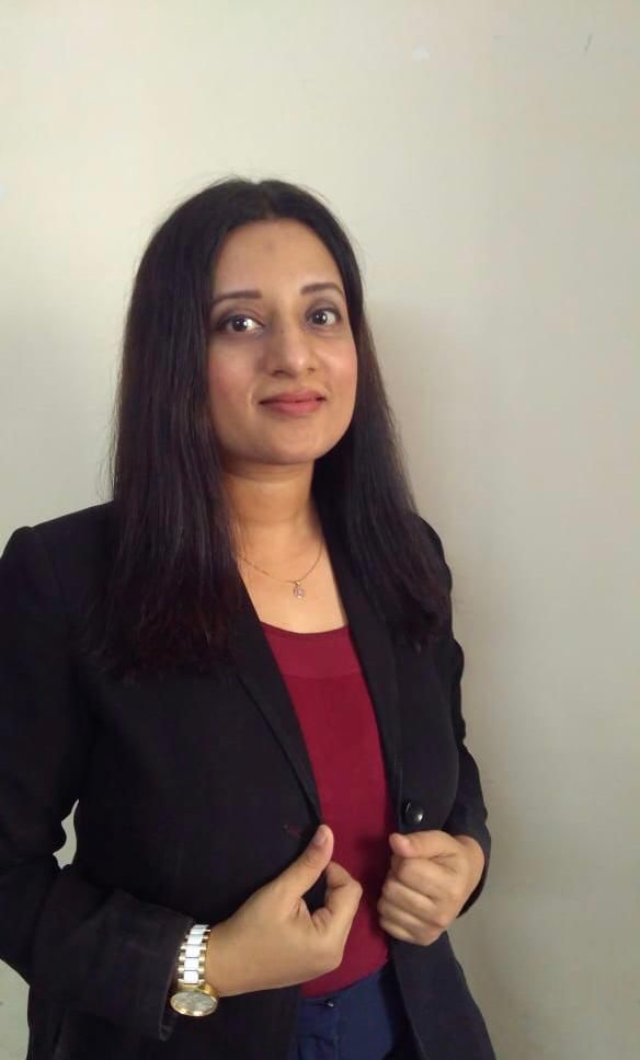 Nishita Ajmera - I have been into corporate for more than a decade & my last job was with HDFC Bank as Training & Quality Manager, Mumbai & Ahmedabad. I used to train Relationship Managers who would cater to HNI clients. I used to train not only all banking products but selling, effectiveness, soft skill, etc. I left my job & started my own last year.