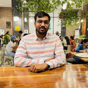 Vishwas Nahar - 8+ Years of software web developer with Ruby on Rails, React, and leadership, code review experience with collaborative problem solving.
