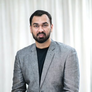 Karan Shetty - Built products in Silicon Valley for a decade, moved back to India recently to solve the problem of real estate investments being inaccessible to working professionals due to high capital or loan requirements. 