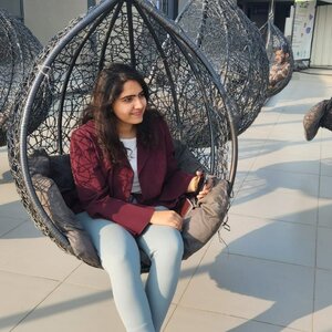 Aayushi Thakkar - Psychpreneur; Building Cogninut and Counseling Psychologist 