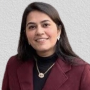 Sonali Vij - Chartered Accountant