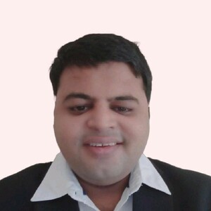 Santosh Singh - Co-Founder, StartEase | I help startups in securing funding | Having served over 1,00,000 businesses across India