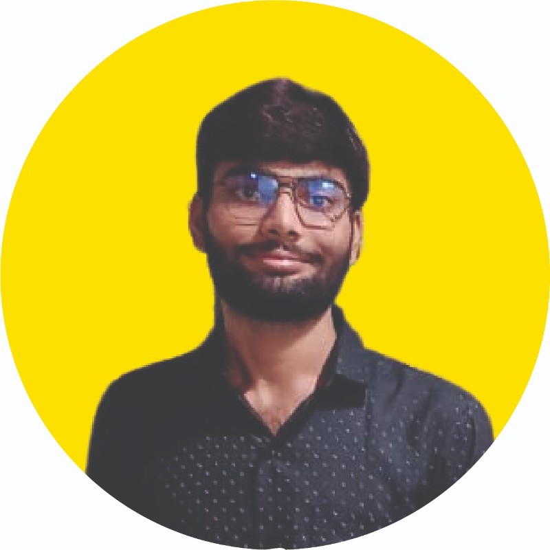 Umar Badi - Graphic, Ui/Ux designer 