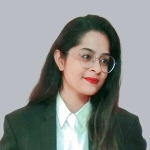 Ruchi Prajapati (Lawyer) - Lawyer