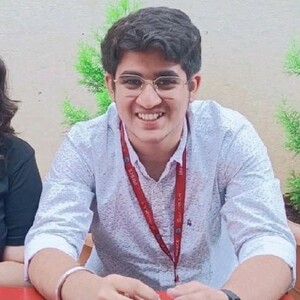 Kanva Bhatia - AI Developer, Student