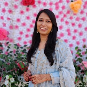 Neha Mahajan - UI/UX Designer
