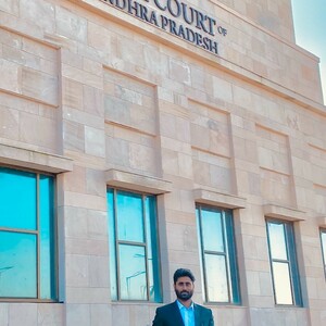 Akash Nallapaneni - Founder & Trademark Attorney - filingbee