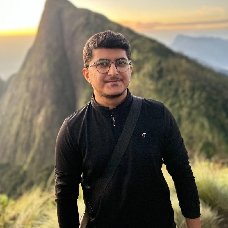 DHRUVIN MANIAR - Software Engineer