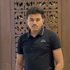 Hiren Pokar - Co-Founder, DOTSNCODE