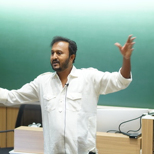 Deepesh Chandran - Business Storytelling Coach