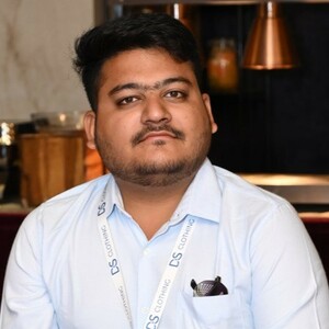 Yash Agarwal - CEO at ProAttire 
