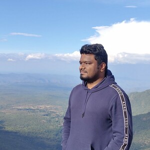 Vignesh Kumaresan - Director of Product @ iCover