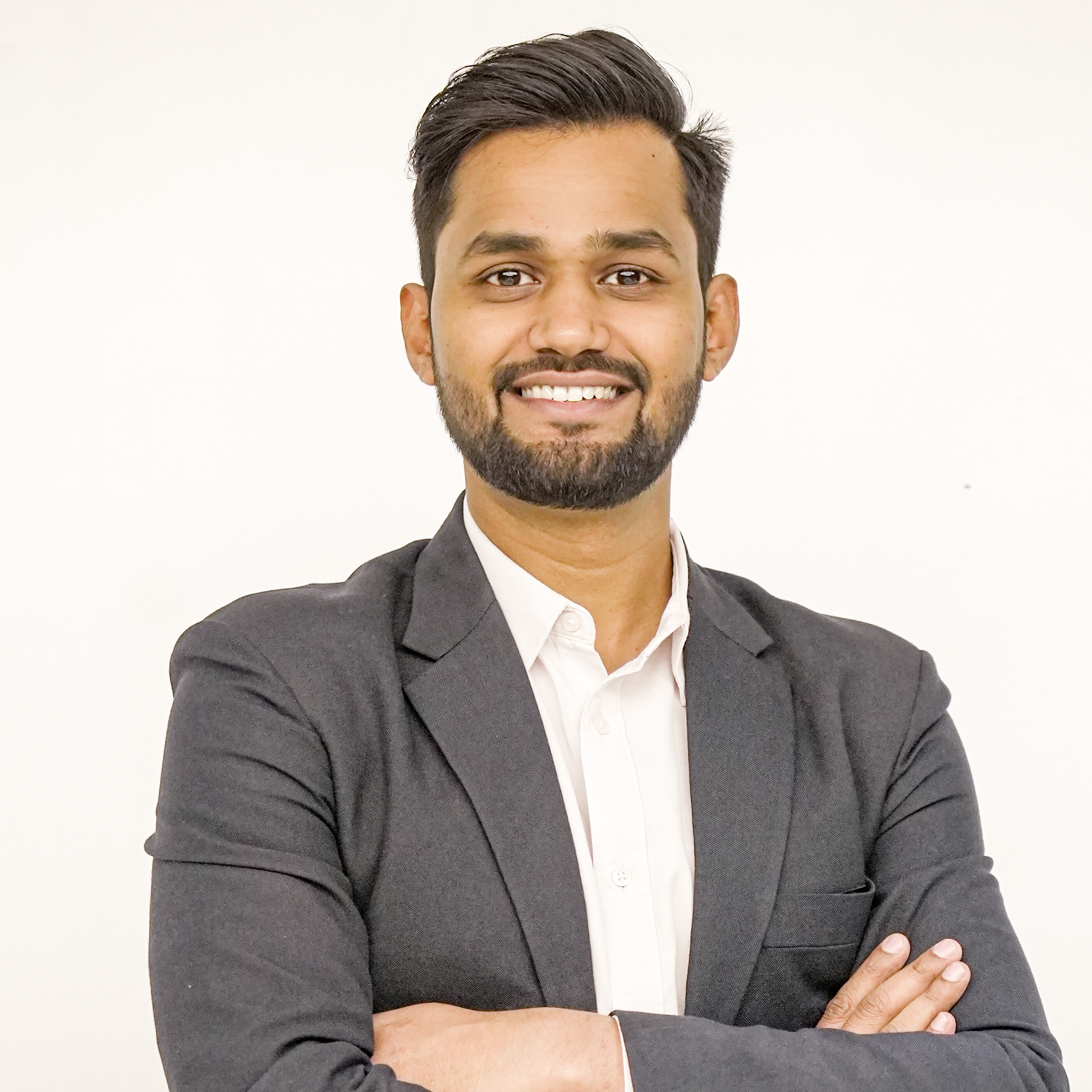 Akhilesh Kushwaha - Founder Riofos® | Specializing in SEO & E-Commerce Website. Offering expertise in Food Industries, Solar Industries, Startup & Investor Industries, Education Industries, Clothing Brand for business growth.