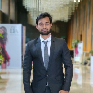 Akhilesh Kushwaha - Founder Riofos® | Specializing in SEO & E-Commerce Website. Offering expertise in Food Industries, Solar Industries, Startup & Investor Industries, Education Industries, Clothing Brand for business growth.