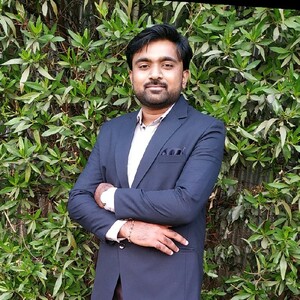 Hardik Goti - Account Manager 