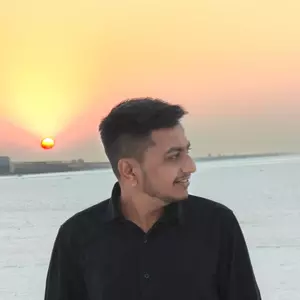 VIVEK GOSWAMI - Day Trader