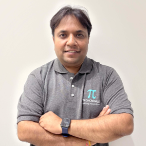 Niket Shah techcronus - Head of Operations @ Techcronus Business Solution