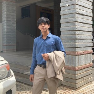 Mohammedhuzaifa Kadar - Student