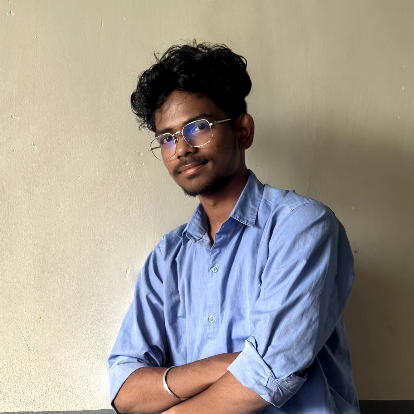 Metla Vishnuvardhan - Student in MREC & Co-Owner in 5Hills Digital Printing