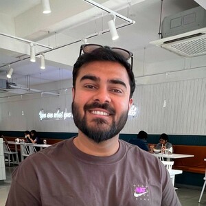 Dikshant Vashistha - Founder, Manushaya.ai