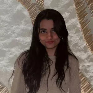 Rohma Khedawala - Student (planning to do a startup in future)