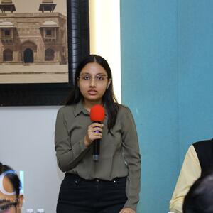 Ayushi Doshi - Working as a Social Media Marketer.