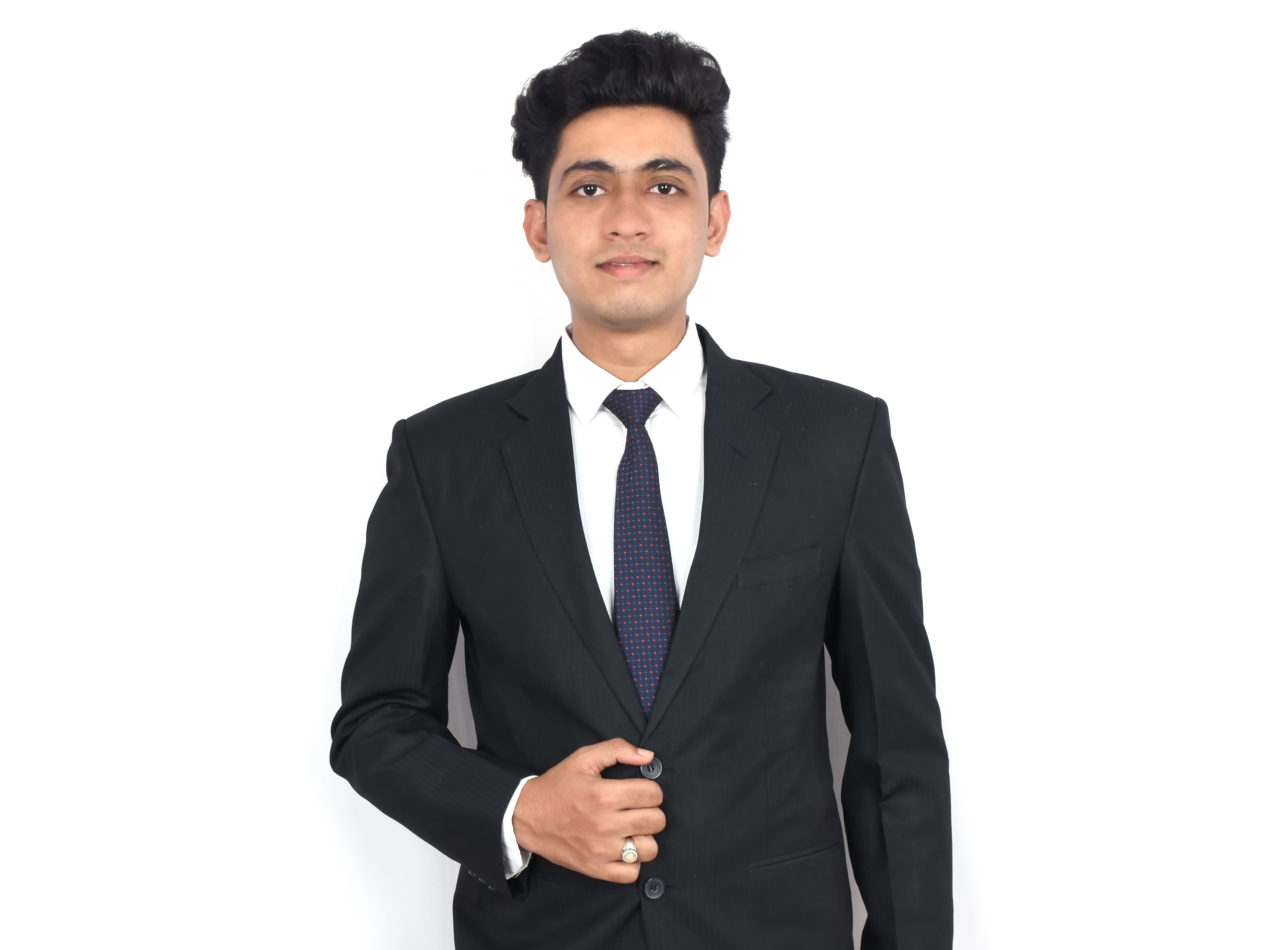 Dhruv Chauhan - Supply Chain Consultant at Miebach Consulting 