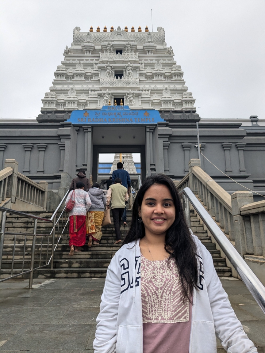 Komal Kabra - KPMG - Senior Analyst 