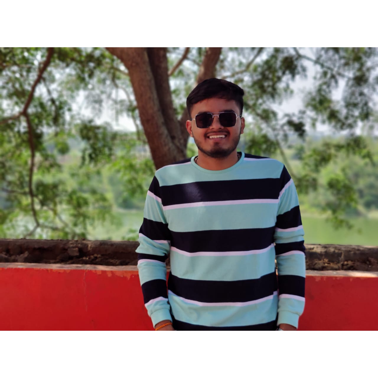Labh Modhiya - Investment Banking Associate at RMPS & Co Labh Modhiya - Investment Banking Associate at RMPS & Co