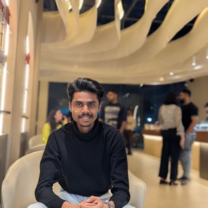 Dhruv Parmar - LinkedIn & Personal Branding Marketer