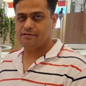 shaik usman -  Founder CEO - Xpreskart